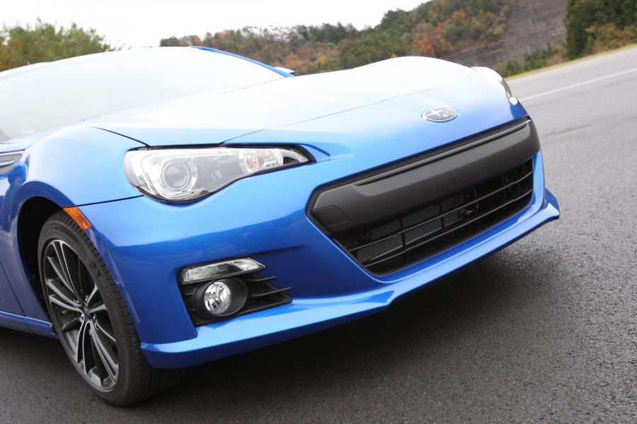  Subaru BRZ 2011 года  (фото 64 из 209)